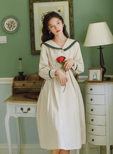 Load image into Gallery viewer, Green Gable Dress