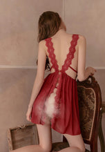 Load image into Gallery viewer, Yara's Delicate Nightie