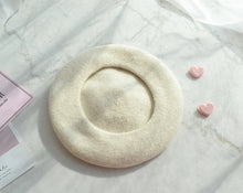 Load image into Gallery viewer, Egg Beret