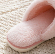 Load image into Gallery viewer, Bunny Plush Slippers