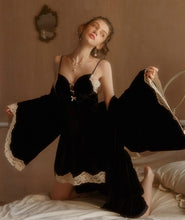 Load image into Gallery viewer, Susan's Velvet Royal Nightgown