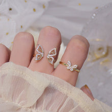 Load image into Gallery viewer, Glimmering Butterfly Ring Set
