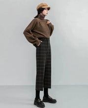 Load image into Gallery viewer, Dark Academia Plaid Trousers