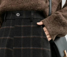 Load image into Gallery viewer, Dark Academia Plaid Trousers