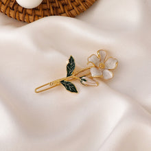 Load image into Gallery viewer, Glazed White Floral Hair Clip
