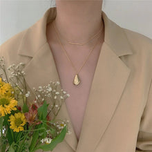 Load image into Gallery viewer, MInimalistic Gold Drop Necklace