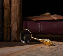 Load image into Gallery viewer, Mini Magnifying Glass