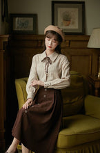 Load image into Gallery viewer, Retro Style A-Line Pleated Skirt With Belt