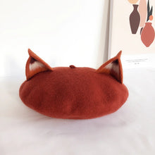 Load image into Gallery viewer, Wild Fox Beret