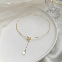 Load image into Gallery viewer, Butterfly Water Droplet Choker
