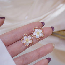 Load image into Gallery viewer, White Japanese Anemone Flower Earrings
