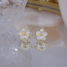 Load image into Gallery viewer, White Japanese Anemone Flower Earrings
