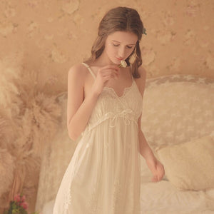 Angelic Delicate Nightgown (2-Piece Set)